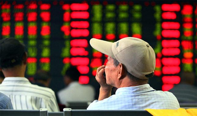 散户在买岀养老金！机构买入！怪不得散户永远亏